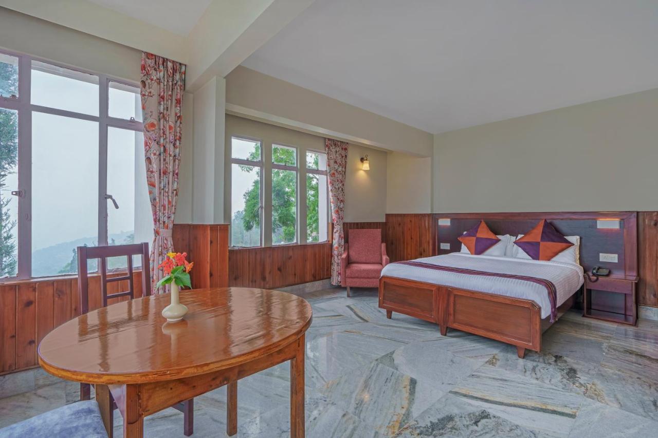 Sterling Park Kalimpong Hotel Екстериор снимка